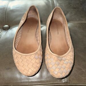 Bottega Veneta Beige Woven Flats
